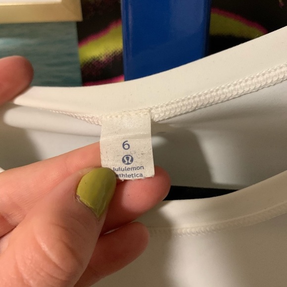 lululemon top - Picture 3 of 4
